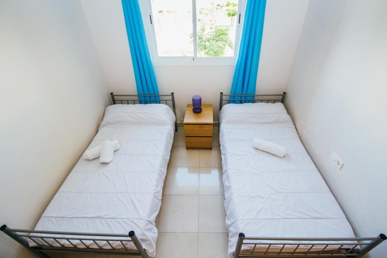 Espectacular Residencial En 2A Linea Piscina Tenis Algarrobo Costa Ngoại thất bức ảnh