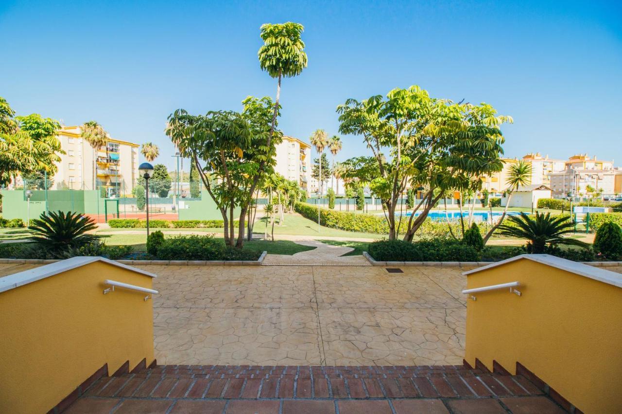 Espectacular Residencial En 2A Linea Piscina Tenis Algarrobo Costa Ngoại thất bức ảnh